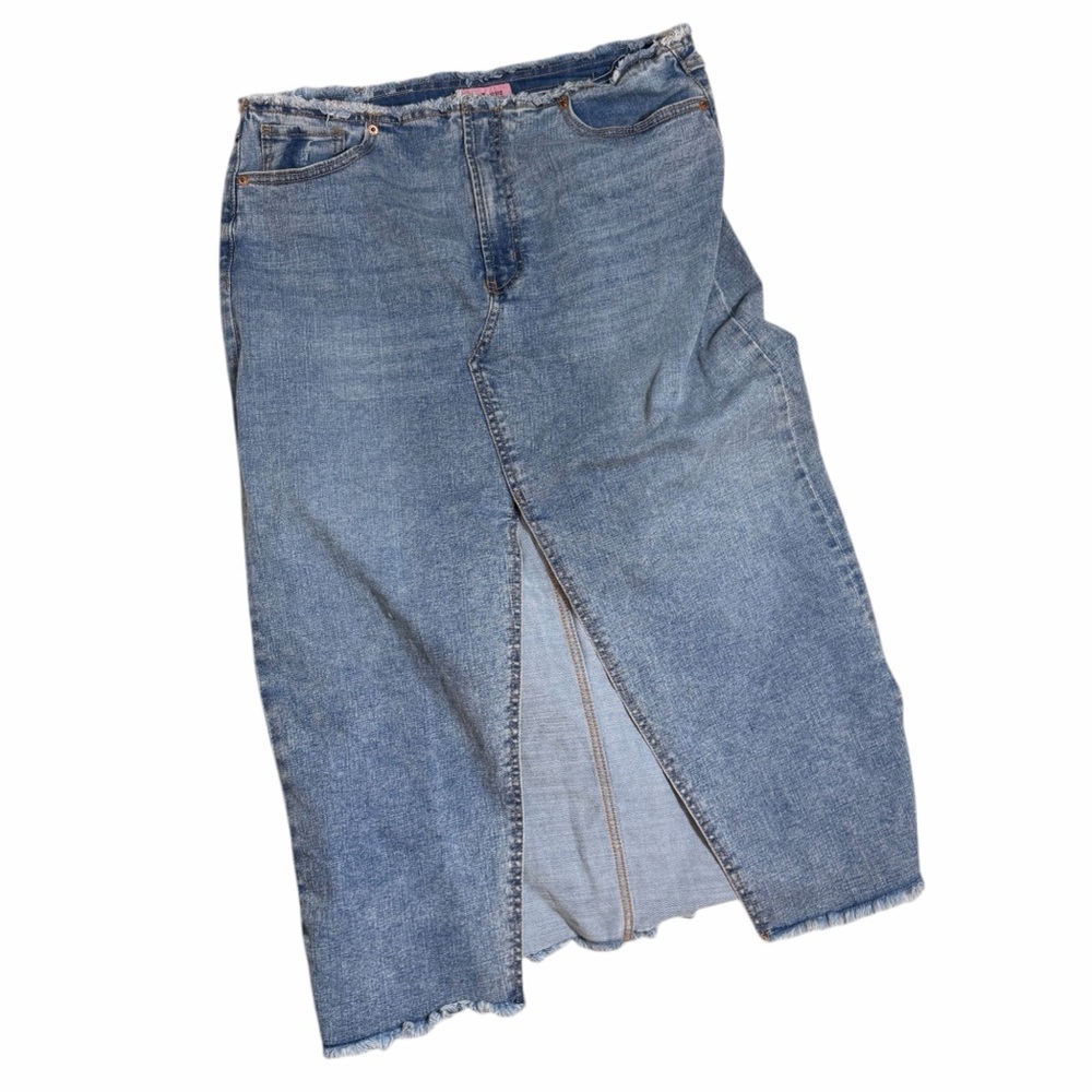 Juicy Couture Y2K Denim Heart-Embellished Women's Size 8